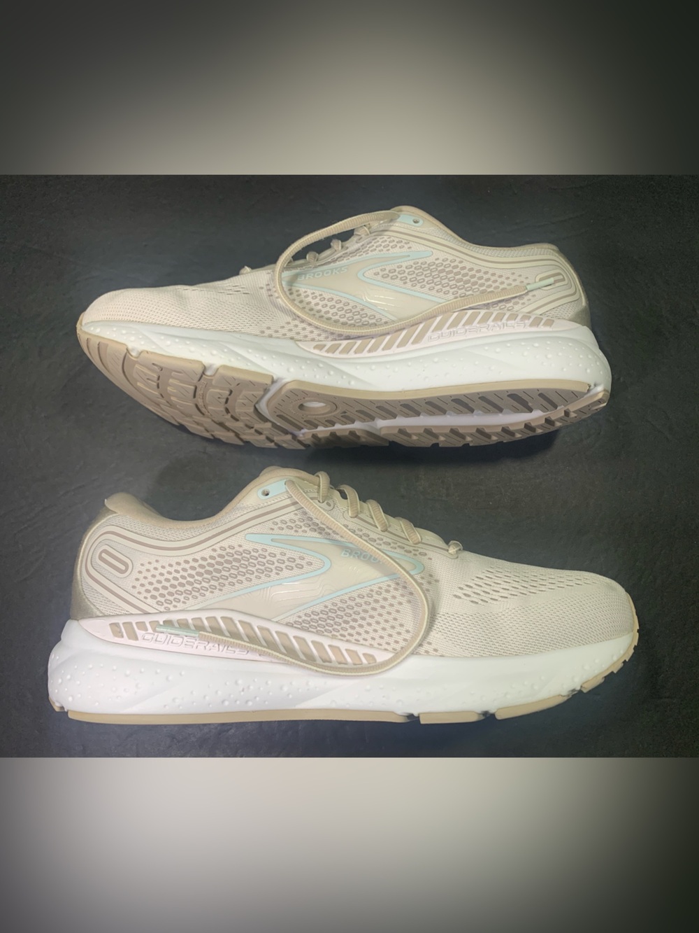 Brooks Ariel GTS 23 Tan Gray Women’s Running Walking Sneakers Shoe Size- 11 - Picture 6 of 11